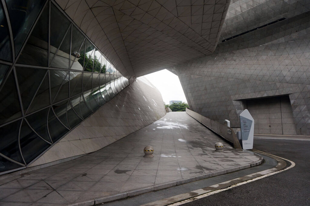 Guangzhou opera - contemporary architecture